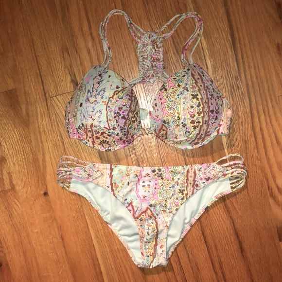 Victoria’s Secret Bikini